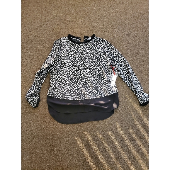 Elle Tops - Elle sweatshirt twofer
